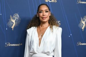 Brazen thieves storm home of ‘Suits’ star, steal 0K in cash and jewelry