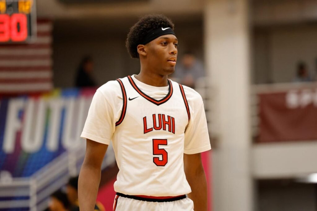 Five-star New York basketball recruit commits to UNC Five-star New York basketball recruit commits to UNC