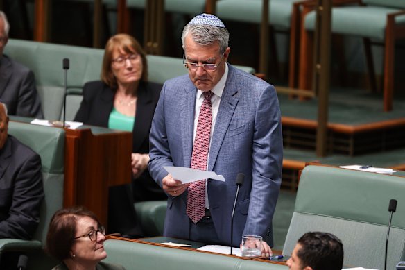 Former attorney-general Mark Dreyfus in parliament speaking on the Bondi attack.