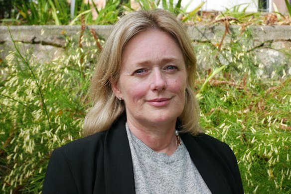 Redlands Mayor Jos Mitchell was one of three councillors who voted against the motion to let the shopping centre slide.