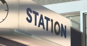 Quebec hair salon ordered to pay 0 to non-binary client