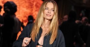 Margot Robbie’s Winter-to-Spring Wardrobe Includes This Edgy Trench Coat Look