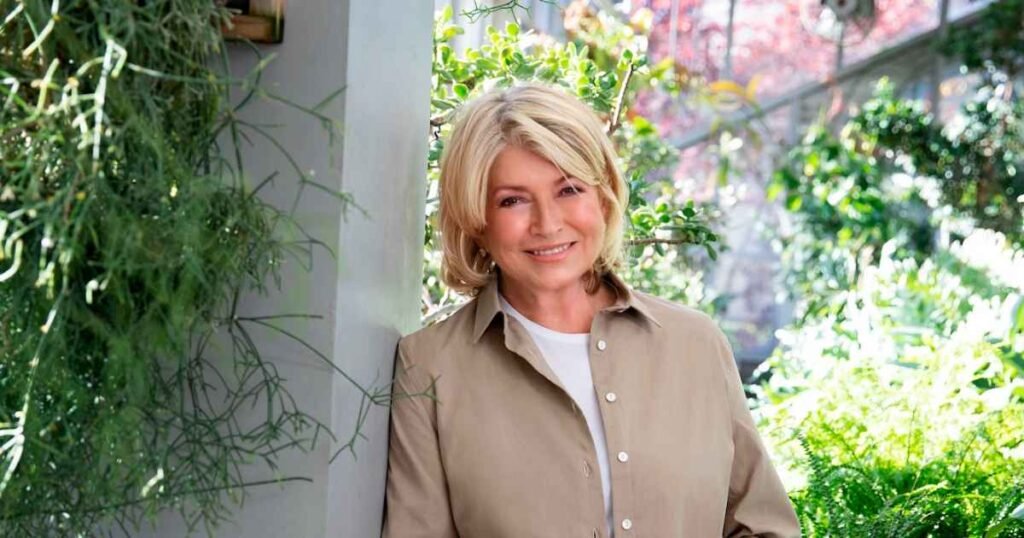 Martha Stewart Reveals Exactly What She’s Doing to Look and Feel So Great (Exclusive) Martha Stewart Reveals Exactly What She’s Doing to Look and Feel So Great (Exclusive)