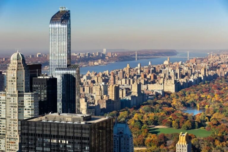 Here’s how much money you need to earn to be in New York’s top 10%