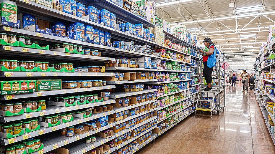 Baby food on a shelf in a store