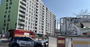 1 dead after fire erupts in Toronto highrise apartment unit 1 dead after fire erupts in Toronto highrise apartment unit