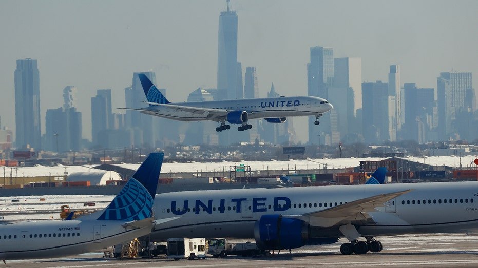 United Airlines Airplanes at Newark Liberty International Airport