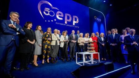 Cooperation with far-right uneases European People’s Party