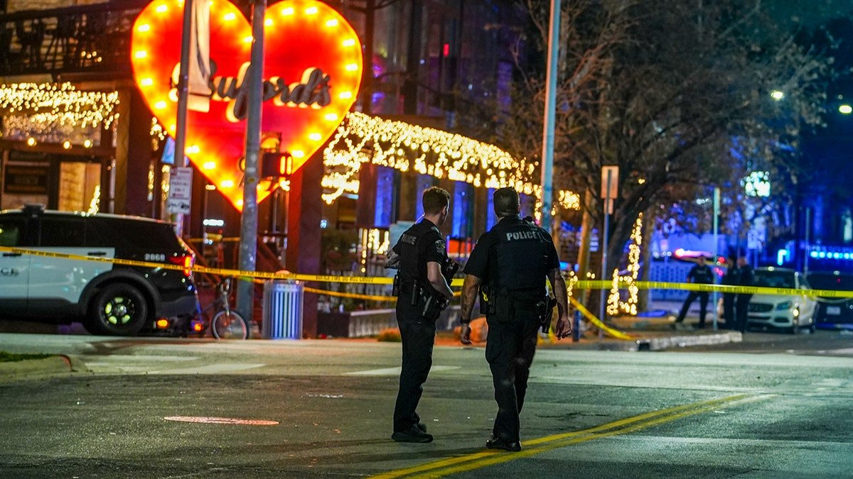 Police respond Austin bar shooting