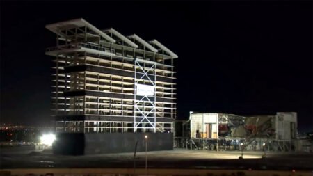 Las Vegas hotel-casino that closed during COVID and never reopened is demolished