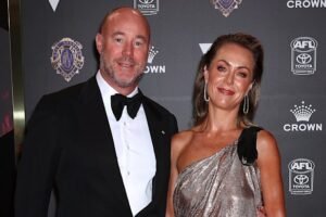 Former Carlton president Luke Sayers in legal battle with estranged wife over lewd photos
