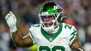 Jets running back appears to take subtle shot at team over free agency deals Jets running back appears to take subtle shot at team over free agency deals