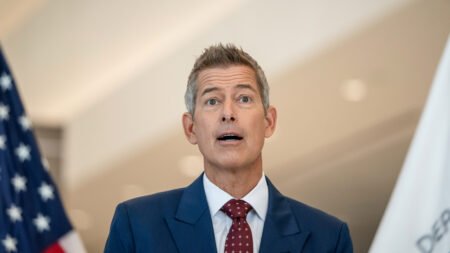 Ground stop lifted at major DC-area airports after chemical odor disrupts air traffic control