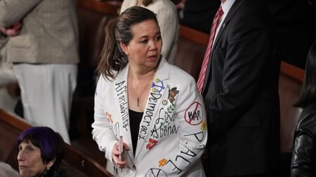 Hawaii Dem reveals why she stayed seated during Trump’s viral SOTU moment about prioritizing Americans