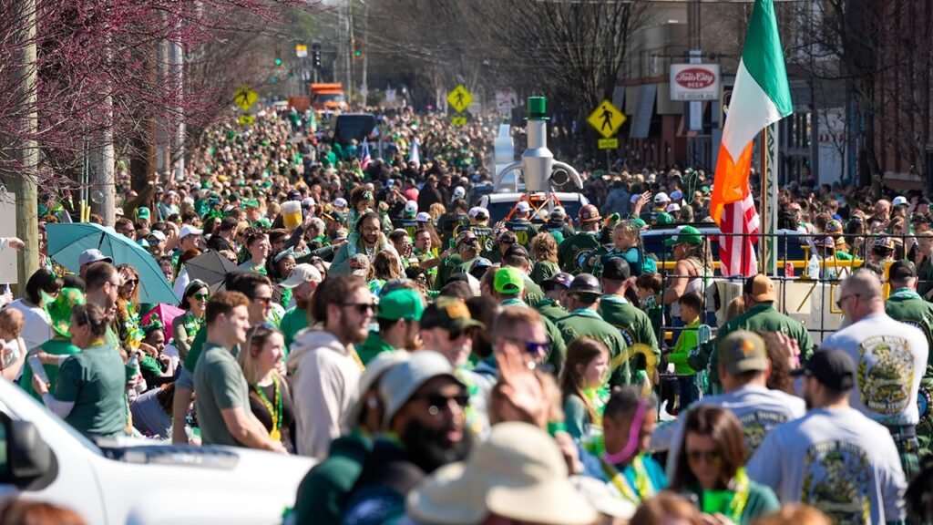 Woman crushed to death under St. Patrick’s Day parade float in front of crowds of spectators Woman crushed to death under St. Patrick’s Day parade float in front of crowds of spectators