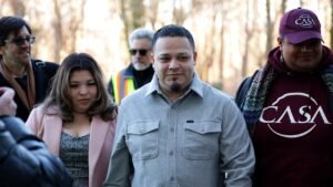 Trump administration urges judge to dissolve injunction blocking Abrego Garcia’s deportation to Liberia