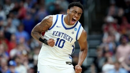 March Madness perfect bracket count drops to just over 200 out of 36 million after opening round March Madness perfect bracket count drops to just over 200 out of 36 million after opening round