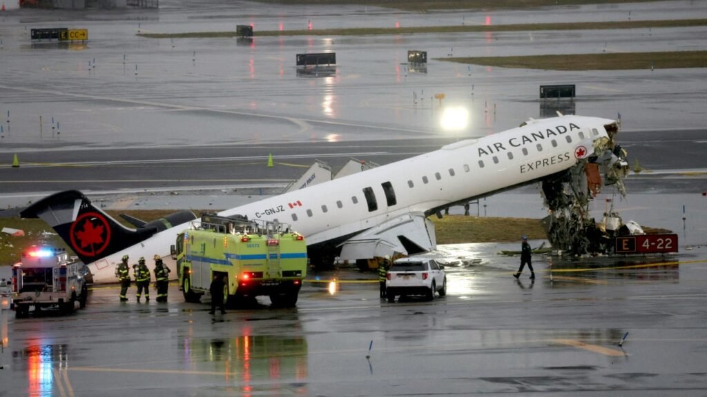 Hundreds of flights canceled, delayed at LaGuardia Airport after Air Canada runway collision