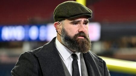 Jason Kelce calls out Lions for ‘bulls—‘ contract demand to retired Pro Bowl center