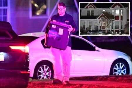 FBI raids homes of self-radicalized ISIS protesters accused of hurling bombs at Gracie Mansion protest FBI raids homes of self-radicalized ISIS protesters accused of hurling bombs at Gracie Mansion protest