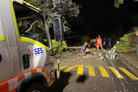 SES crews responding to storm damage on the northern beaches on Thursday.