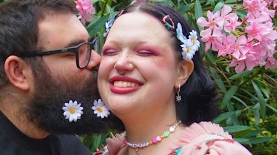 Tangey had a knack for make-up and photography.