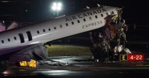 2 Air Canada pilots dead after flight from Montreal crashes at LaGuardia Airport