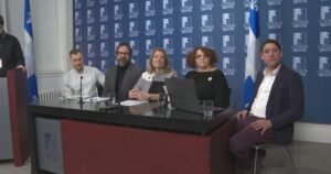 Hundreds of groups urge Quebec government to scrap controversial constitution