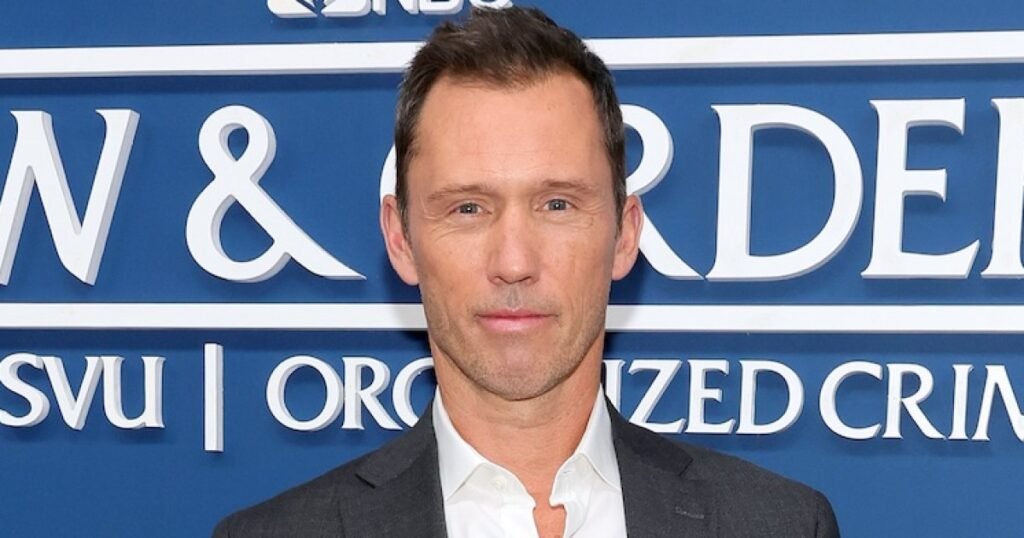 ‘Burn Notice’ Star Jeffrey Donovan Opens Up About Ditching Hollywood for Colorado After Meeting Wife