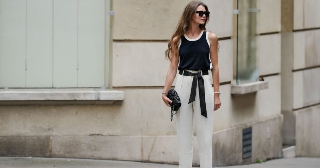 No One Would Ever Know These 18 Pull-on Pants Have Shockingly Good Tummy Control (From !)