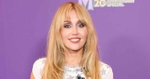 Miley Cyrus Turns the Clock Back in Silver at the ‘Hannah Montana 20th Anniversary Special’ Premiere