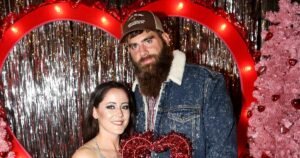 Teen Mom 2’s Jenelle Evans and David Eason’s Relationship Timeline Teen Mom 2’s Jenelle Evans and David Eason’s Relationship Timeline