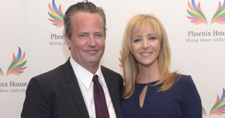 Lisa Kudrow Says Rewatching ‘Friends’ After Matthew Perry’s Death Is ‘Really Comforting’ Lisa Kudrow Says Rewatching ‘Friends’ After Matthew Perry’s Death Is ‘Really Comforting’