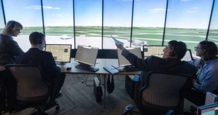 More air traffic controllers retiring than new ones being hired: expert