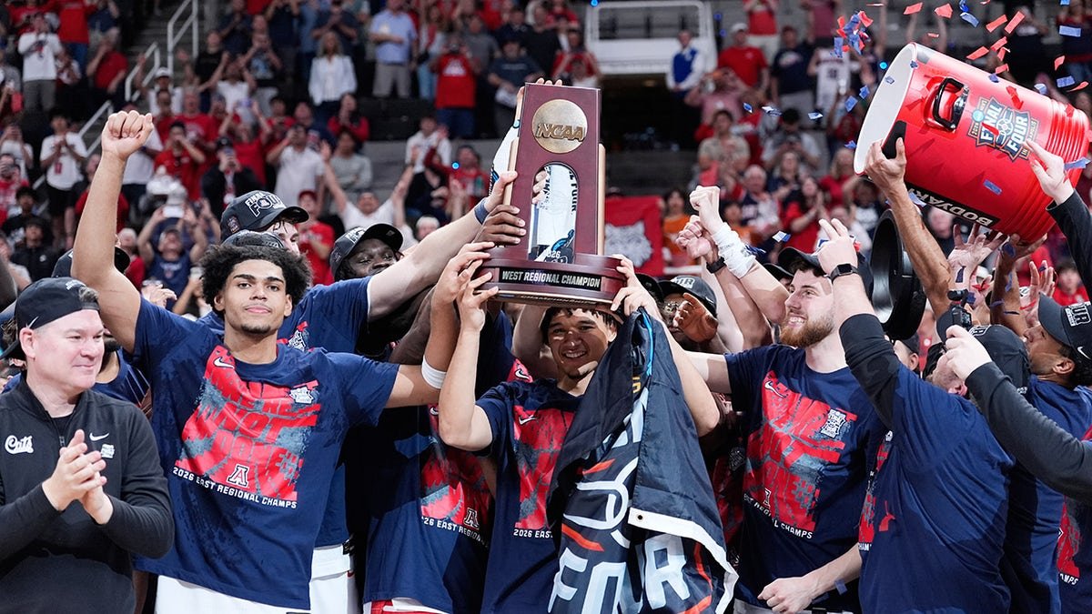 Arizona players celebrate