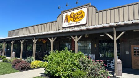 Cracker Barrel sales, traffic continue to slump months after failed rebrand