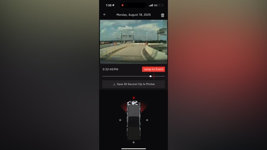 app footage of cybertruck driving