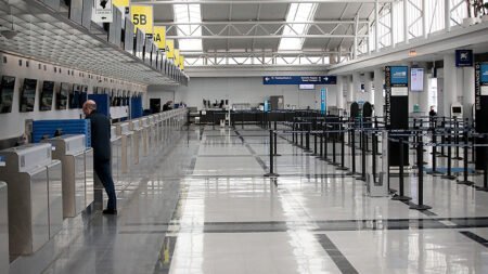 2K flights canceled in single day, turning major airport into virtual ghost town 2K flights canceled in single day, turning major airport into virtual ghost town