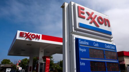 Exxon seeks to move legal home from New Jersey to Texas