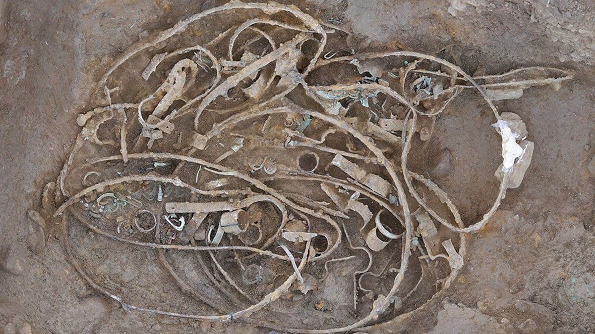 Image of hoard at excavation site