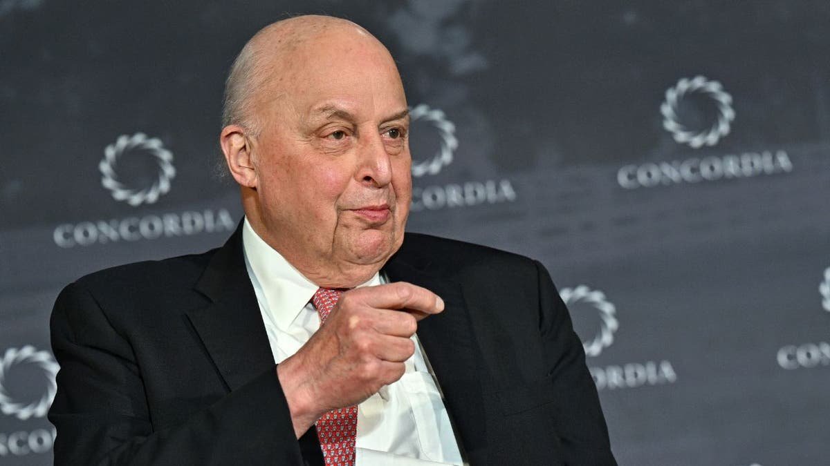 Former Director of National Intelligence John Negroponte speaks at the 2022 Concordia Lexington Summit in Kentucky.