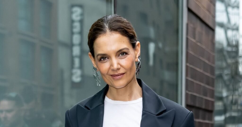 Katie Holmes Wore the Comfy Mary Jane Flats That Shoppers Love for ‘Walking Around All Day’