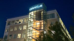 Oracle expected to slash thousands of jobs as massive AI spending creates financial cash crisis Oracle expected to slash thousands of jobs as massive AI spending creates financial cash crisis