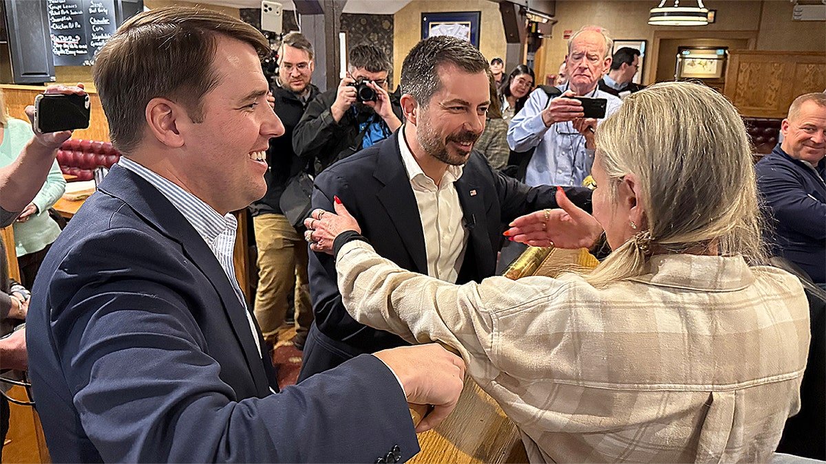 Pete Buttigieg and Chris Pappas in New Hampshire