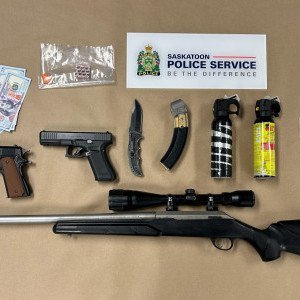 20 charges laid, 4 arrested following Saskatoon traffic stop