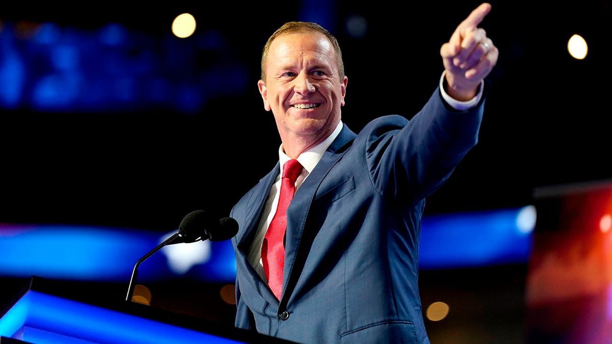 Sen. Eric Schmitt, R-Mo.