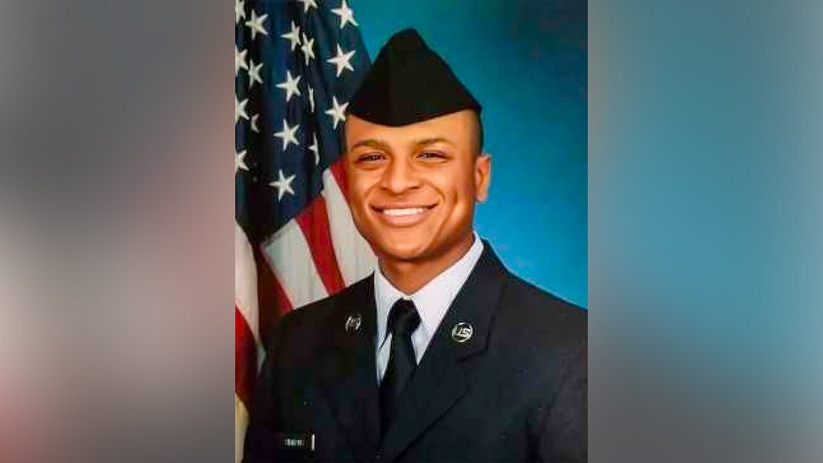 Headshot photo of Technical Sergeant Simmons.