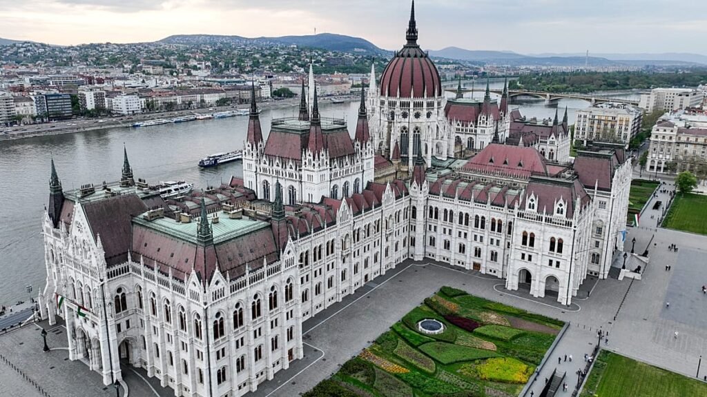 EU and Magyar agreed to work together for EU cash after talks