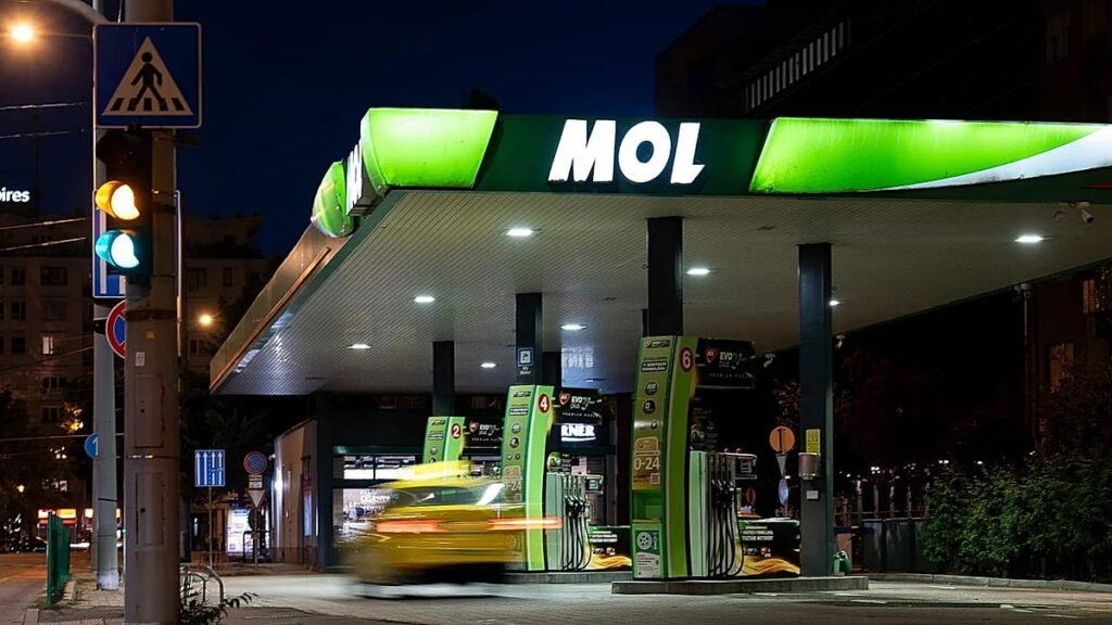 Magyar keeps door open to Russian energy despite EU phase-out plans Magyar keeps door open to Russian energy despite EU phase-out plans