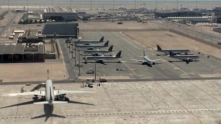 Foreign airlines to gradually resume flight operations in Qatar